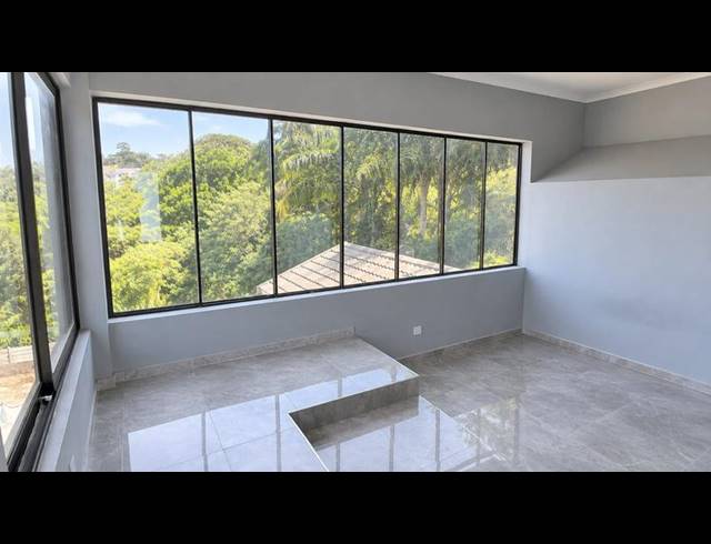 1 BEDROOM PROPERTY TO RENT IN BEREA WEST